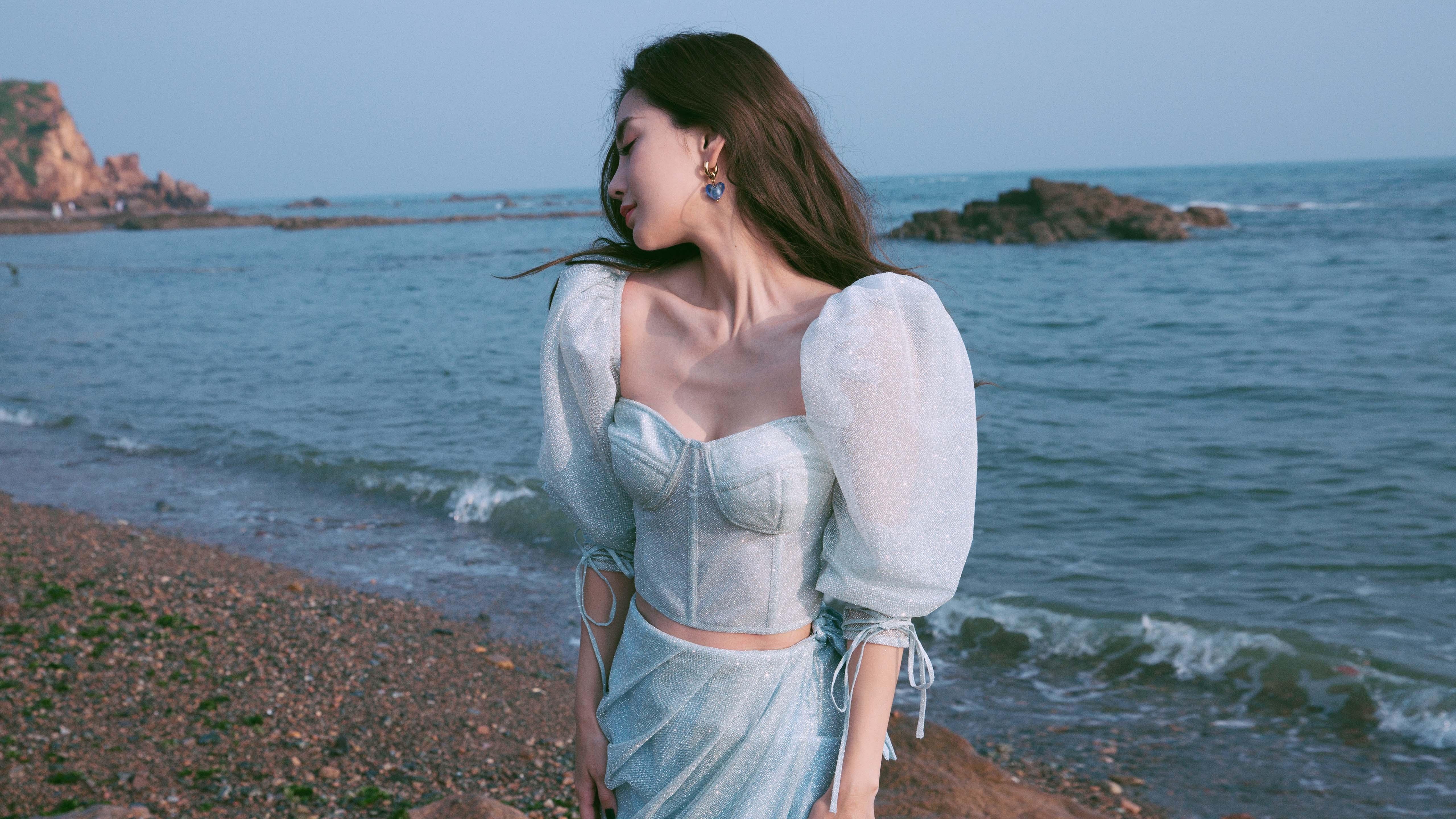 克瓦拉茨赫利亚的独舞之夜,皇家社会主场遭拉齐奥天才统治